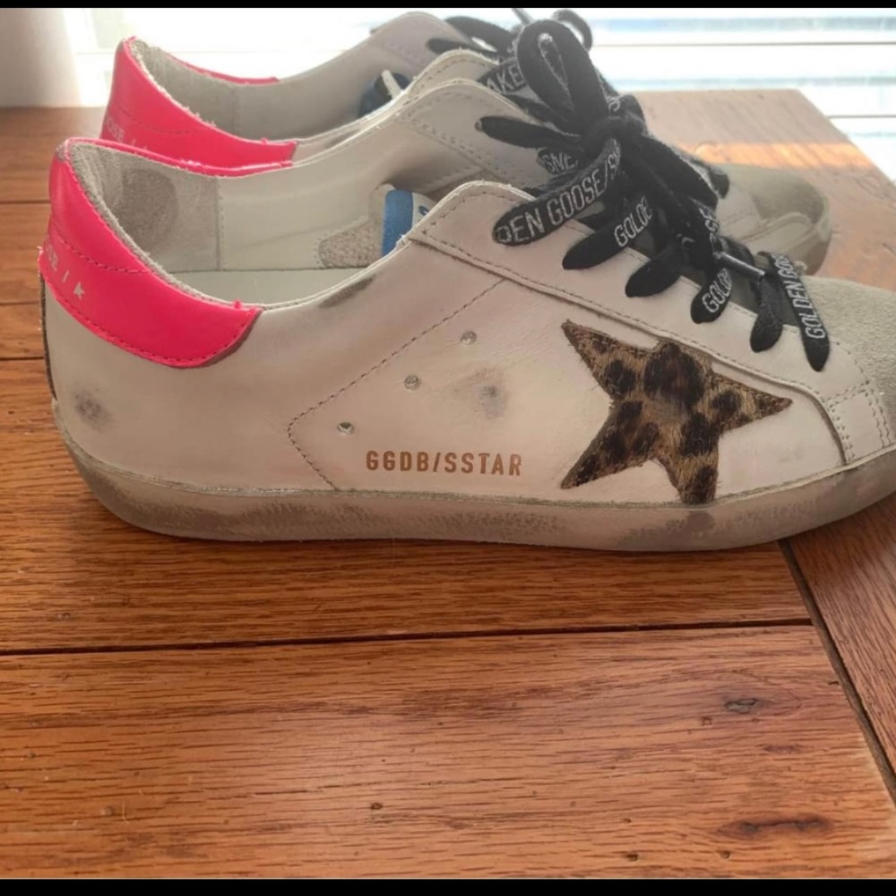 Golden Goose Superstar Size 5B/35EU - Picture 1 of 3